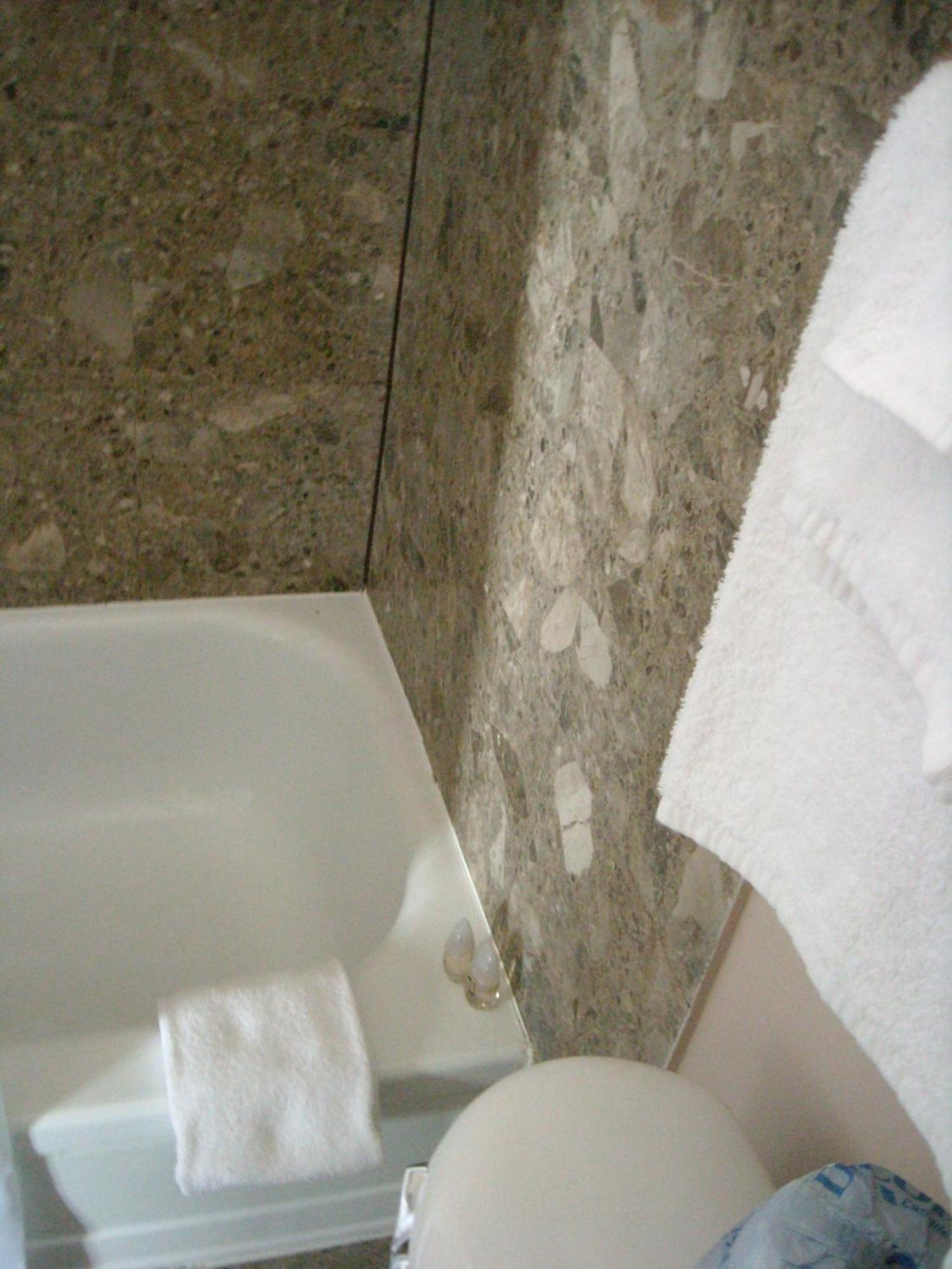 Grand Motel Saint-Hubert ลองกัยล์ ภายนอก รูปภาพ