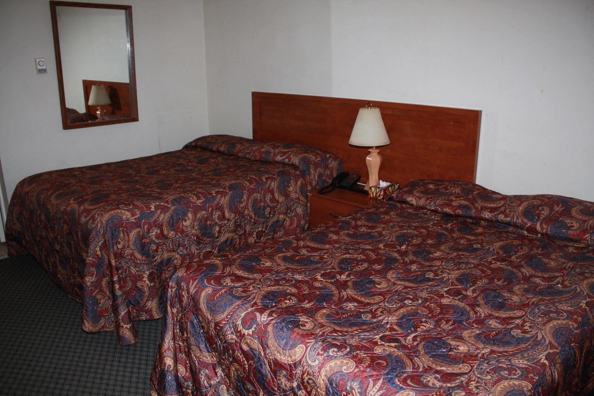 Grand Motel Saint-Hubert ลองกัยล์ ภายนอก รูปภาพ